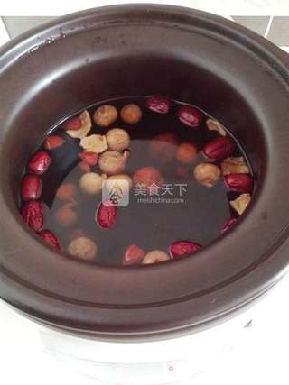 红枣无花果汤的做法步骤:6