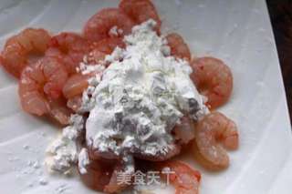 冬季食补炸虾仁的做法步骤:3