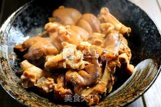 琥珀当归猪脚冻的做法步骤:6