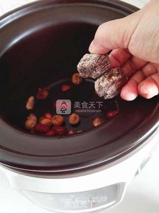 红枣无花果汤的做法步骤:3