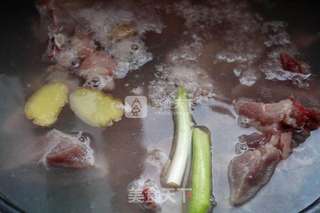 冬季养肾护肝汤的做法步骤:5