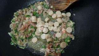 牛油果炒饭的做法步骤:5