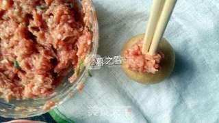 酱汁面筋包肉的做法步骤:5