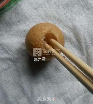 酱汁面筋包肉的做法步骤:4