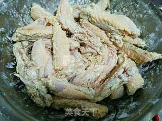 糖醋鸡翅的做法步骤:5