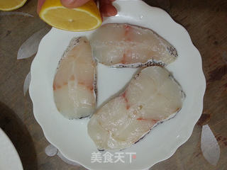 黑椒鳕鱼的做法步骤:2