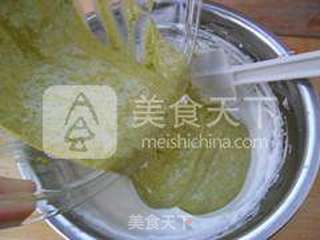 抹茶蛋糕卷的做法步骤:7