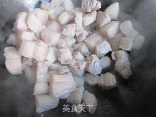 经典大菜--红烧肉的做法步骤：4