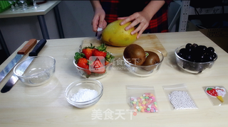 花环水果裸蛋糕的做法步骤:18