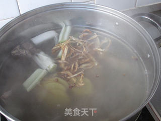 当归上汤浸羊肉片的做法步骤:6