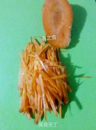 香甜胡萝卜鸡蛋饼的做法步骤:3