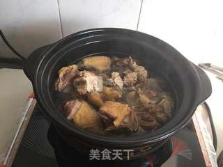 山药蘑菇土鸡汤的做法步骤:3