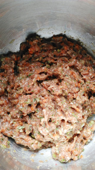 灌汤羊肉蒸饺的做法步骤:9