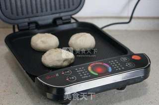 洋葱榨菜鲜肉饼的做法步骤:7
