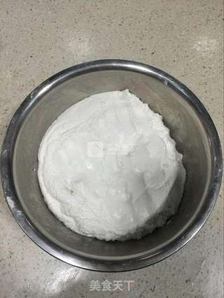 紫菜虾皮鲜肉汤圆的做法步骤：2