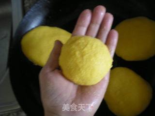 玉米面大饼子的做法步骤:4