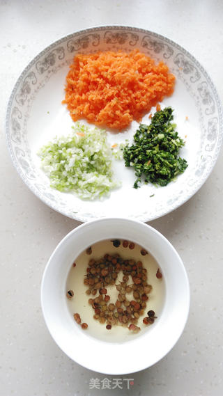 灌汤羊肉蒸饺的做法步骤:3