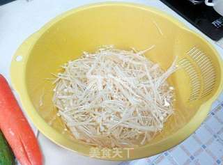 挑战味蕾——小尖椒拌金针菇的做法步骤:4
