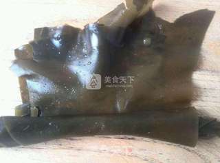 入味海带丝的做法步骤:2