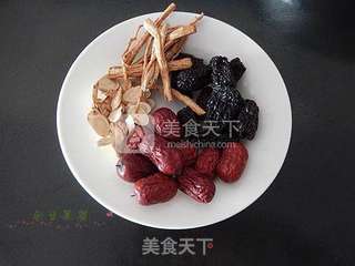 大骨汤火锅的做法步骤:2