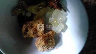 红烧肘子养颜的做法步骤:2