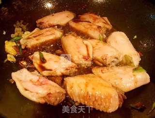 红烧鸡翅炖蛋的做法步骤:12