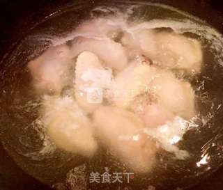 红烧鸡翅炖蛋的做法步骤:3
