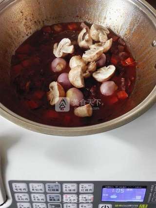 红酒炖牛肉的做法步骤:7