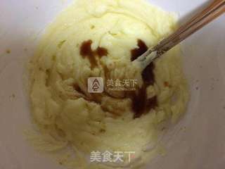 圣诞树纸杯蛋糕的做法步骤:3