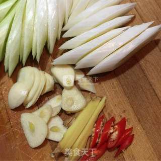 大葱爆羊肉的做法步骤:6