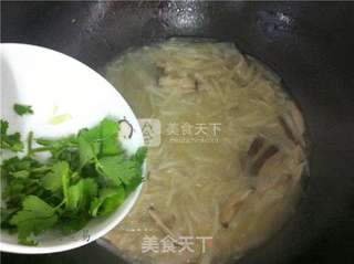 鸡汤萝卜水晶粉丝的做法步骤：9