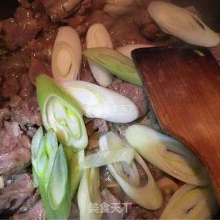 大葱爆羊肉的做法步骤:10