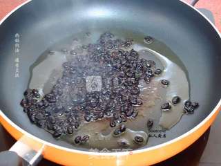 冬季开胃菜,香葱豆豉辣椒的做法步骤:2