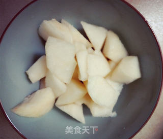 银耳雪梨莲子羹的做法步骤:3