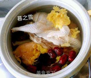 清炖老母鸡海参汤的做法步骤:4
