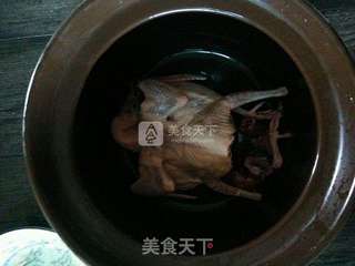 党参枸杞鸽子汤的做法步骤：5