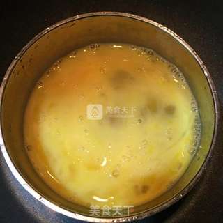 葱油蛋炒饭的做法步骤:2