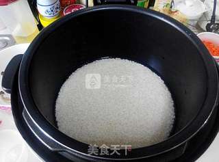 美味诱惑——广式香肠煲仔饭的做法步骤:3