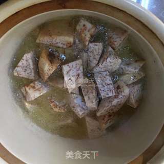 拔丝芋头的做法步骤:3