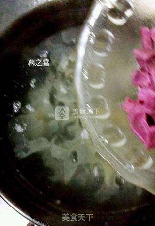 紫薯银耳养颜汤的做法步骤:4