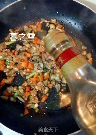 香菇肉酱面的做法步骤:5