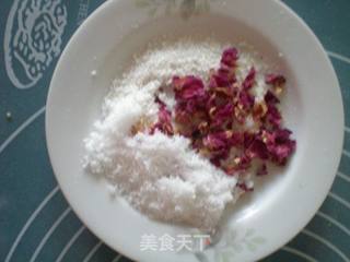 玫瑰馅糖油饼的做法步骤:2