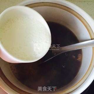 黑糖玫瑰奶茶的做法步骤:5