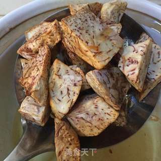 拔丝芋头的做法步骤:6