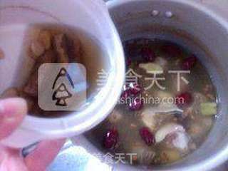 当归羊肉汤的做法步骤:8