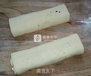 坚果蝴蝶酥的做法步骤:4
