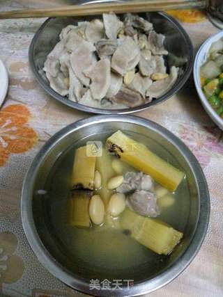 猪小肚扁豆汤的做法步骤：4