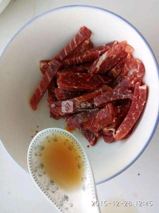 杭椒牛柳的做法步骤:3