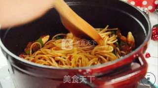 芝士番茄意面一厨作铸铁锅版的做法步骤:6