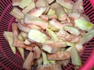 柚皮粉蒸肉的做法步骤:4